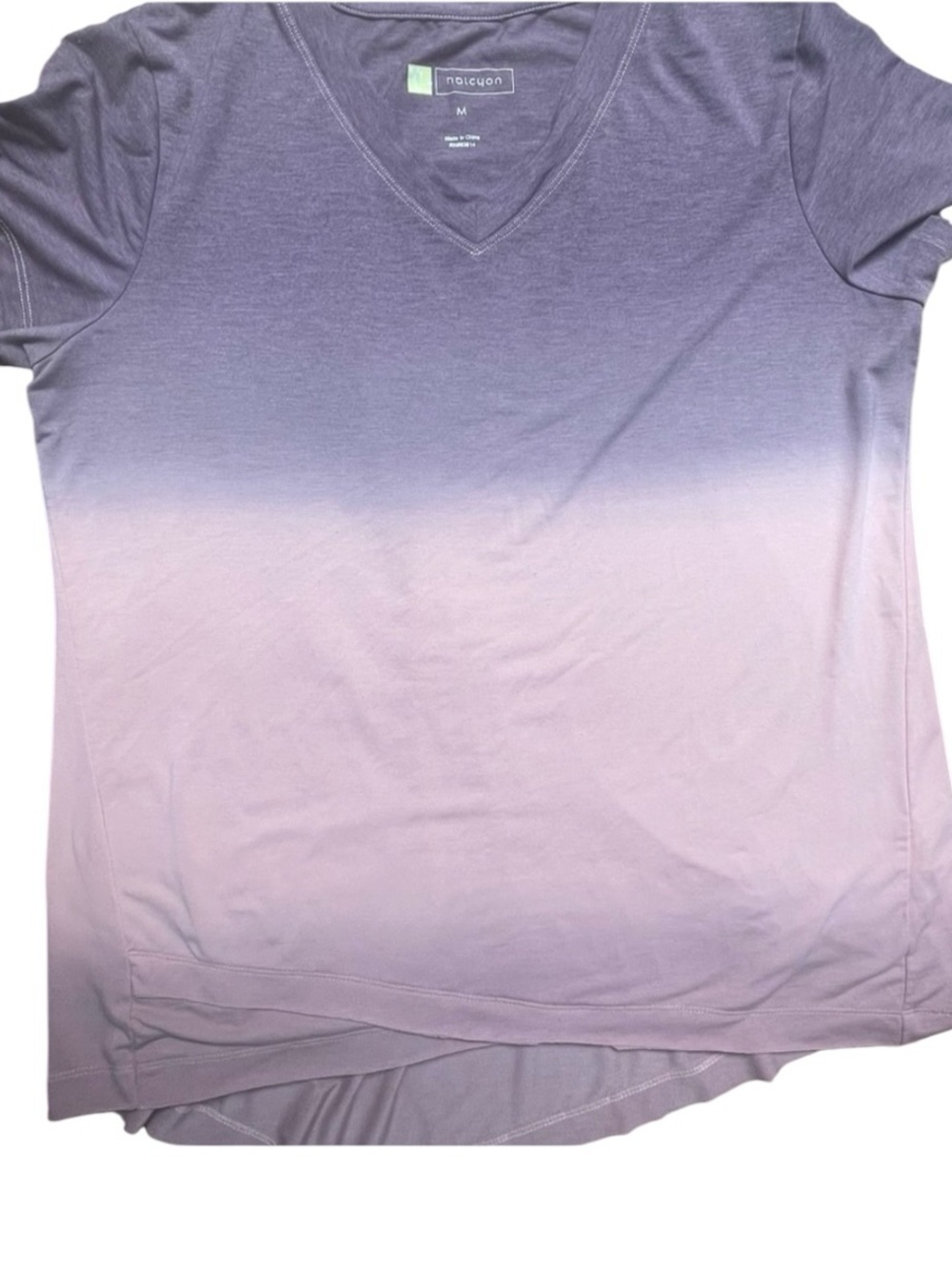 MOLYCON Ombre V-Neck Performance Tee | Purple Lavender Gradient | Size Medium